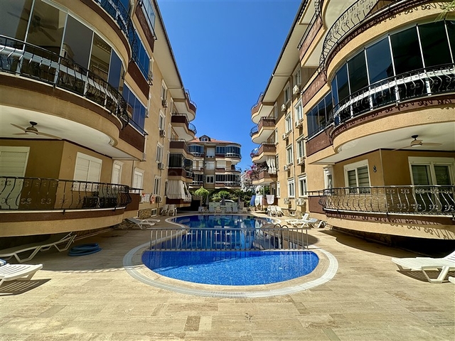 Furnished 2+1 Apartment in Oba, Alanya – 400 m to the Beach