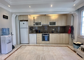 Furnished 2+1 Apartment in Oba, Alanya – 400 m to the Beach