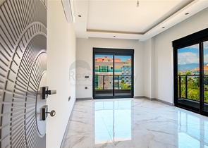 Modern apartment by the sea, surrounded by peace and comfort