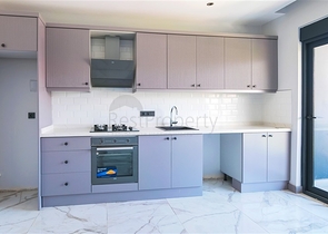 Penthouse by the sea with spacious terraces and panoramic views