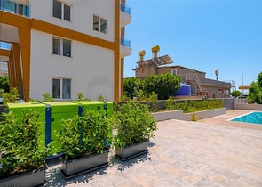 Penthouse by the sea with spacious terraces and panoramic views
