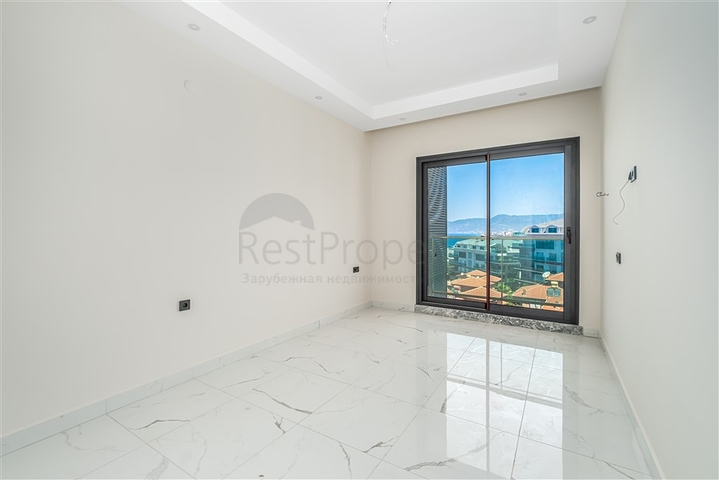 Modern 1+1 apartment with sea view just 100 meters from the beach