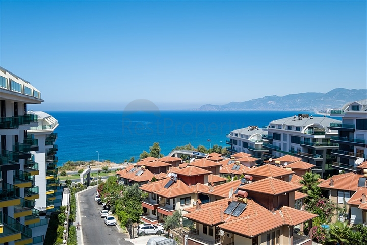 Modern 1+1 apartment with sea view just 100 meters from the beach