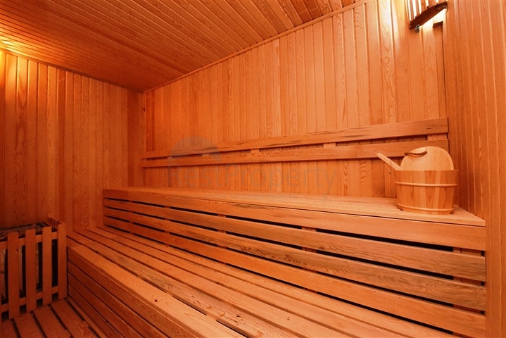 2+1 penthouse with terrace in a modern complex in Oba district