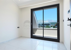 2+1 penthouse with terrace in a modern complex in Oba district