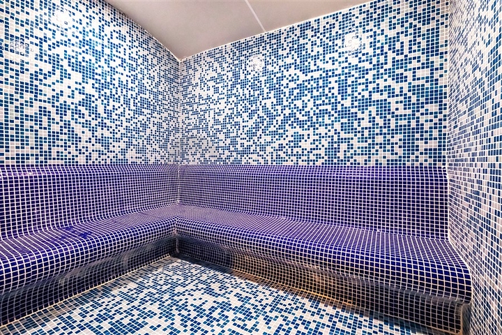 Modern 2+1 penthouse in a prestigious complex in Mahmutlar