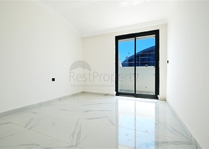 Modern 2+1 penthouse in a prestigious complex in Mahmutlar