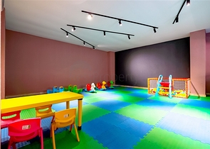 Modern 2+1 penthouse in a prestigious complex in Mahmutlar