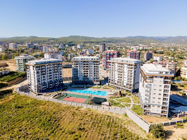 Spacious furnished 3+1 apartment in a modern residential complex in Avsallar