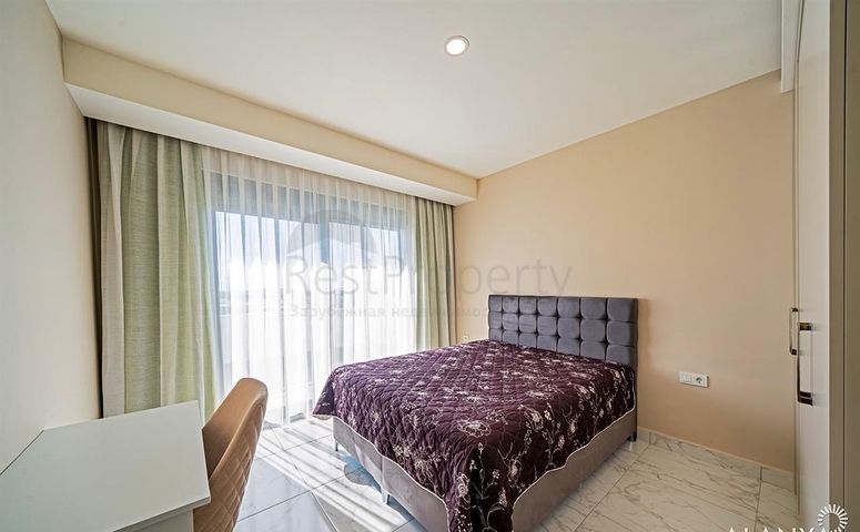 Spacious furnished 3+1 apartment in a modern residential complex in Avsallar