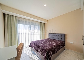 Spacious furnished 3+1 apartment in a modern residential complex in Avsallar