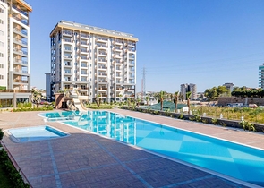 Spacious furnished 3+1 apartment in a modern residential complex in Avsallar