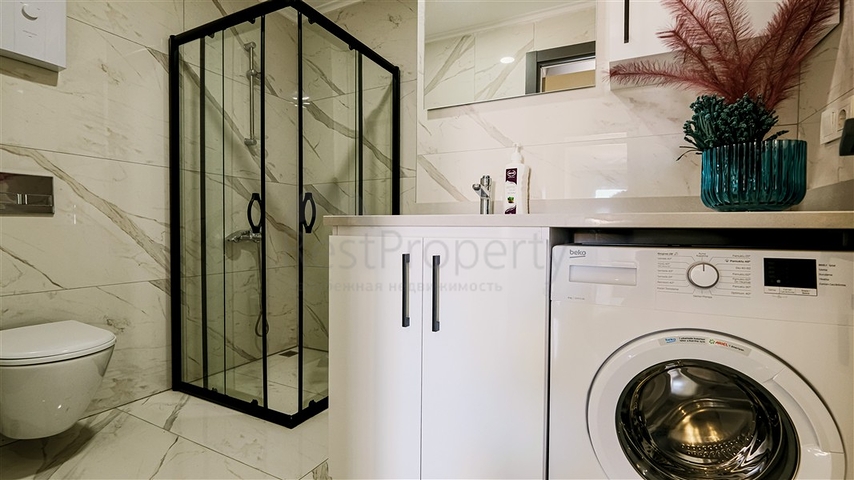 Penthouse with sea view in a picturesque part of Kargicak