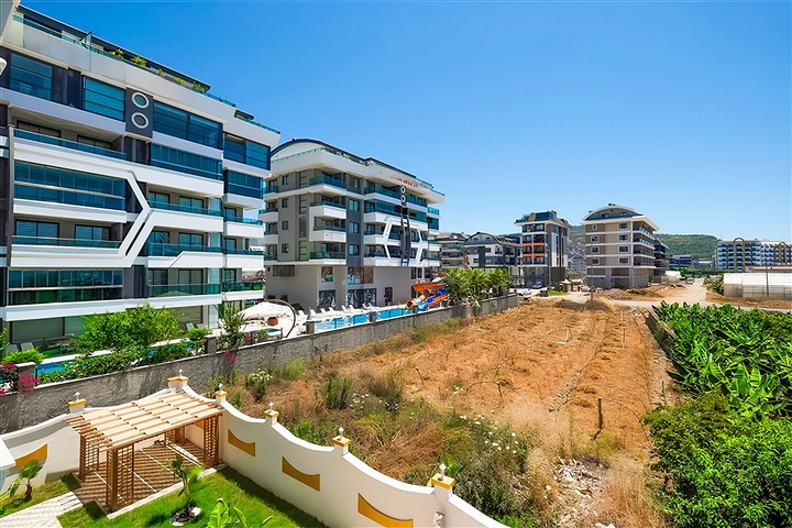 Spacious apartment with sea view in a picturesque area of Alanya Spacious apartment with sea view in a picturesque area of Alanya