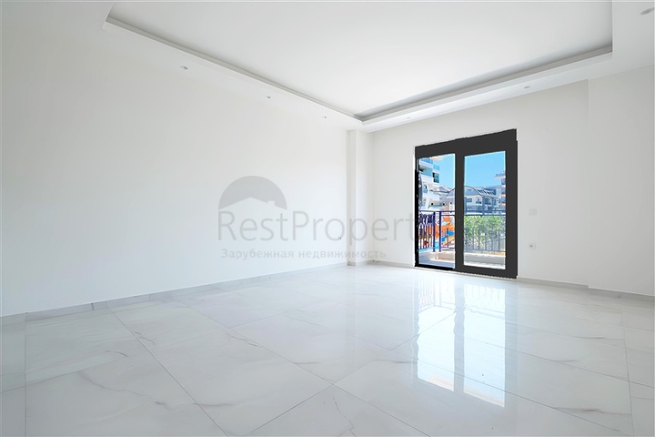 Spacious apartment with sea view in a picturesque area of Alanya Spacious apartment with sea view in a picturesque area of Alanya