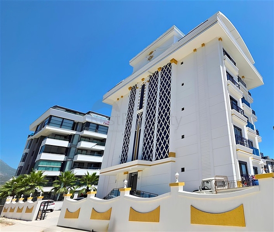 Spacious apartment with sea view in a picturesque area of Alanya Spacious apartment with sea view in a picturesque area of Alanya