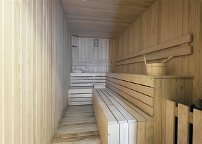 Penthouse by the sea with a spacious terrace in Kargacak area 