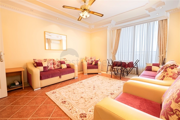 Cozy furnished 2+1 apartment near the beach in Tosmur area