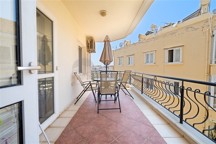 Cozy furnished 2+1 apartment near the beach in Tosmur area