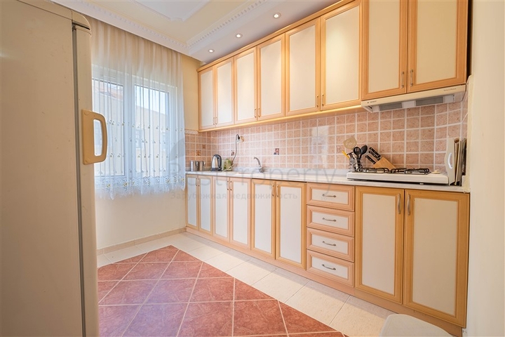 Cozy furnished 2+1 apartment near the beach in Tosmur area