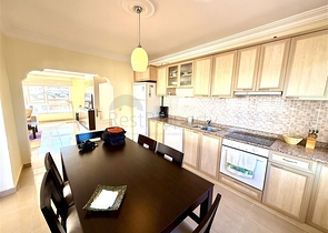 Comfortably furnished 2+1 apartment in a well-maintained residential complex in the Cikcilli area