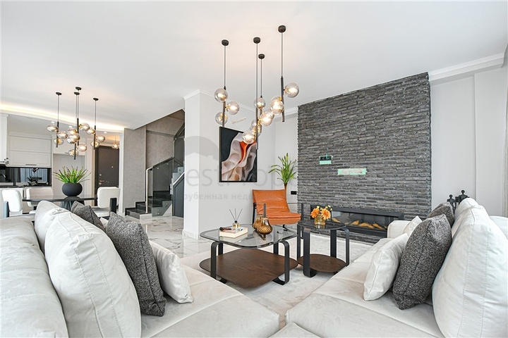 Modern 3+1 villa with panoramic sea views in Bektash area