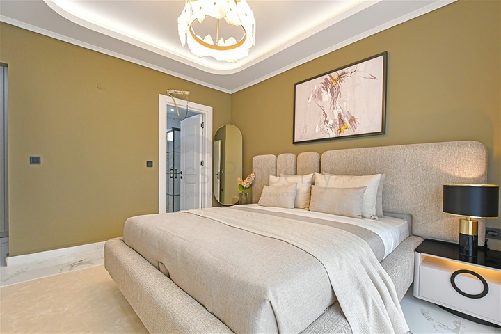 Modern 3+1 villa with panoramic sea views in Bektash area