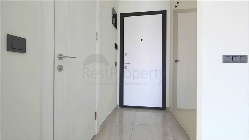 Modern 1+1 apartment in a new complex with sea view in the center of Alanya
