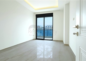 Sea-View 5+1 Apartment in Alanya Center – 325 m², New Complex