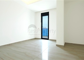 Sea-View 5+1 Apartment in Alanya Center – 325 m², New Complex