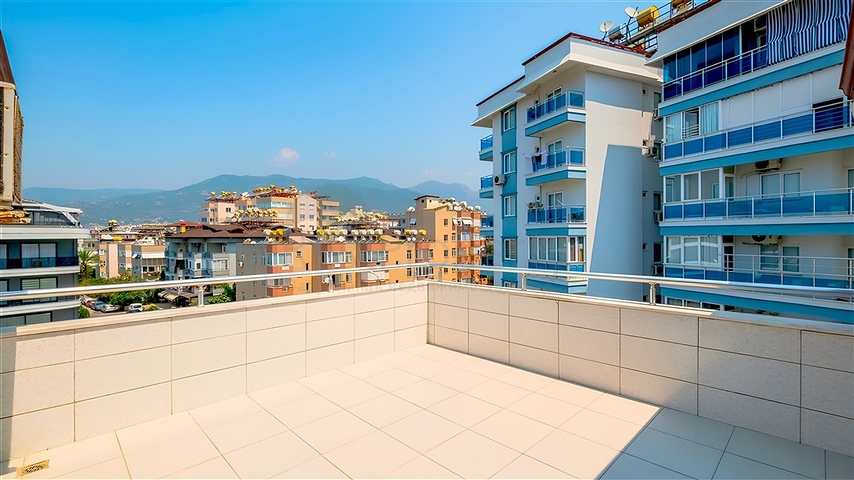 Spacious 4+1 apartment in Oba district — for a comfortable life by the sea