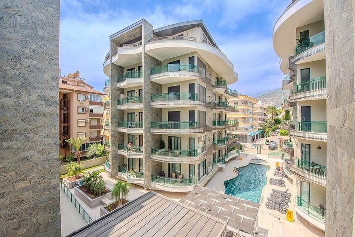 Comfortable apartment for long-term living in the center of Alanya