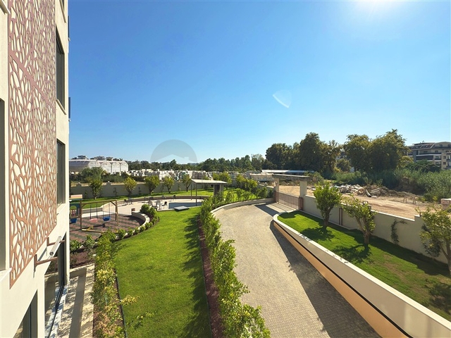 Modern 1+1 Apartment in Oba, Alanya – 51 m², Full Facilities