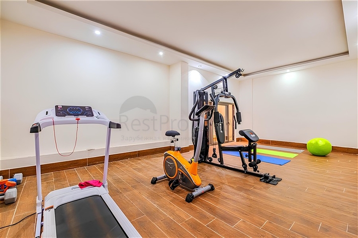 Modern apartment surrounded by nature and the sea