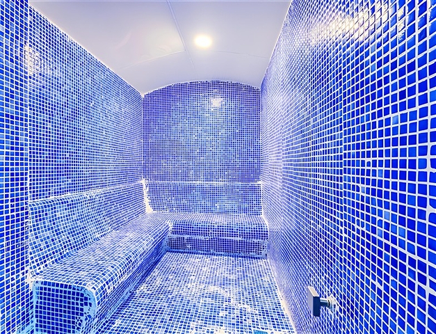 Modern apartment surrounded by nature and the sea