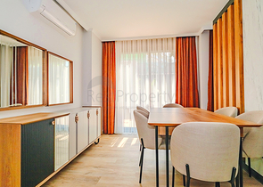 Modern apartment with a garden by the sea in a picturesque area