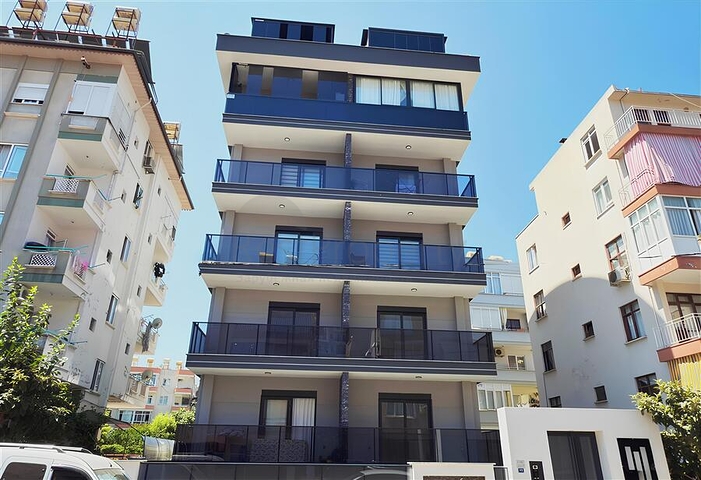 Furnished 1+1 Apartment in Cleopatra, Alanya – 52 m², Near Beach