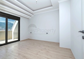 Spacious 4+1 penthouse with rich infrastructure in the heart of Oba district