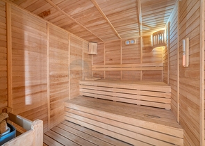 Spacious penthouse by the sea with a view and comfort 