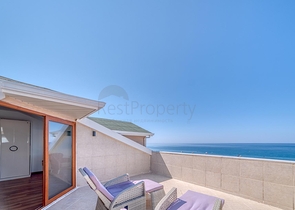 Spacious penthouse by the sea with a view and comfort 