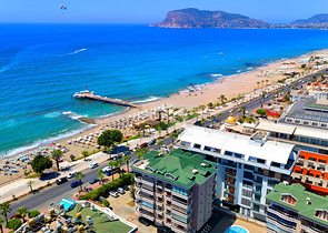 Spacious penthouse by the sea with a view and comfort 