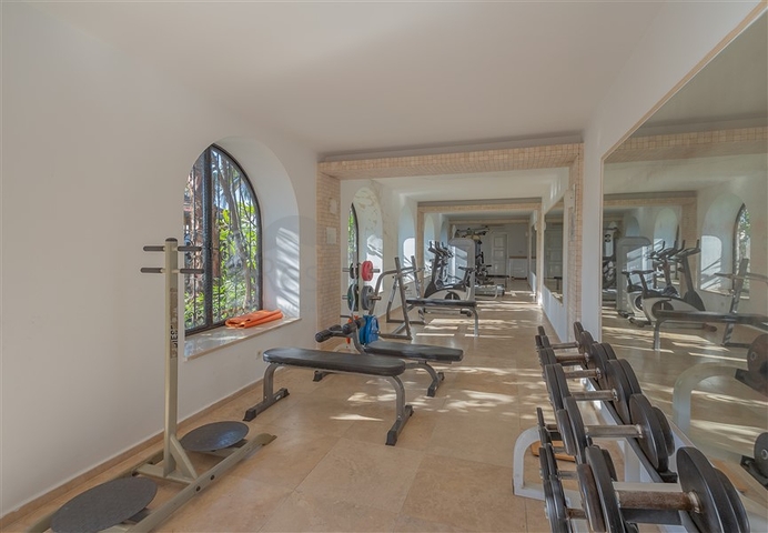 Luxury villa with sea view in the prestigious Konalki area