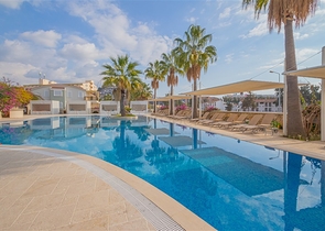 Luxury villa with sea view in the prestigious Konalki area