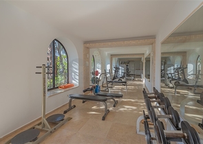 Luxury villa with sea view in the prestigious Konalki area