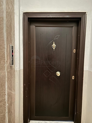 A 2+1 apartment in the Kyzylaryk - Antalya neighborhood