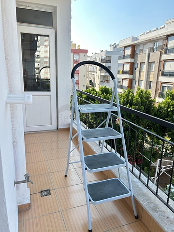 A 2+1 apartment in the Kyzylaryk - Antalya neighborhood