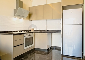 Furnished 1+1 Apartment in Mahmutlar, Alanya – Sea-View & Rich Facilities