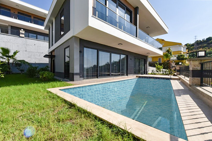 Sea-View 4+1 Smart Villas in Kargicak, Alanya – New Modern Complex