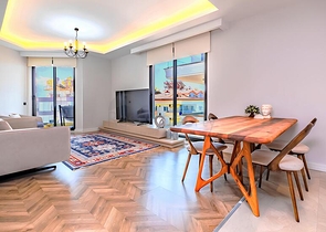 Panoramic Sea-View 4+1 Penthouse in Alanya Center – 155 m²