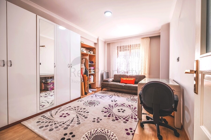 Spacious 5+1 Garden Duplex in Oba, Alanya – 220 m², Furnished